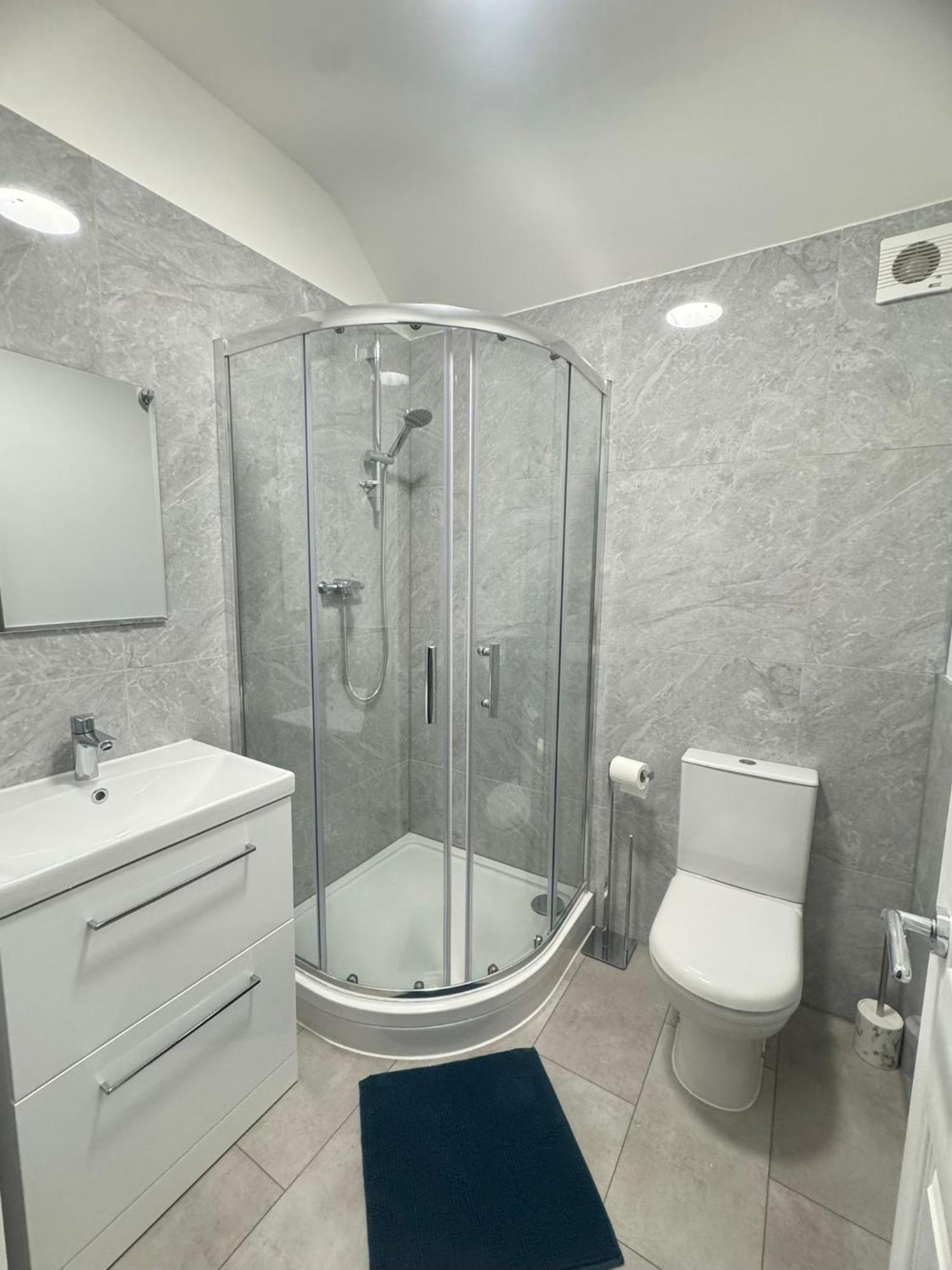 Shirley House 6, Guest House, Self Catering, Self Check In With Smart Locks, Use Of Fully Equipped Kitchen, Close To City Centre, Ideal For Longer Stays, Excellent Transport Links Southampton Exterior foto