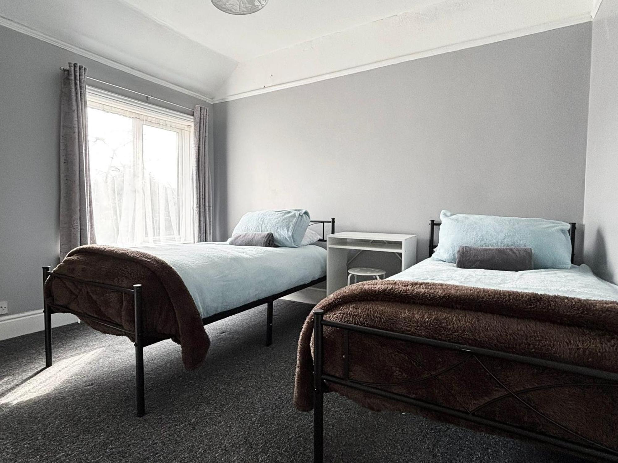 Shirley House 6, Guest House, Self Catering, Self Check In With Smart Locks, Use Of Fully Equipped Kitchen, Close To City Centre, Ideal For Longer Stays, Excellent Transport Links Southampton Exterior foto