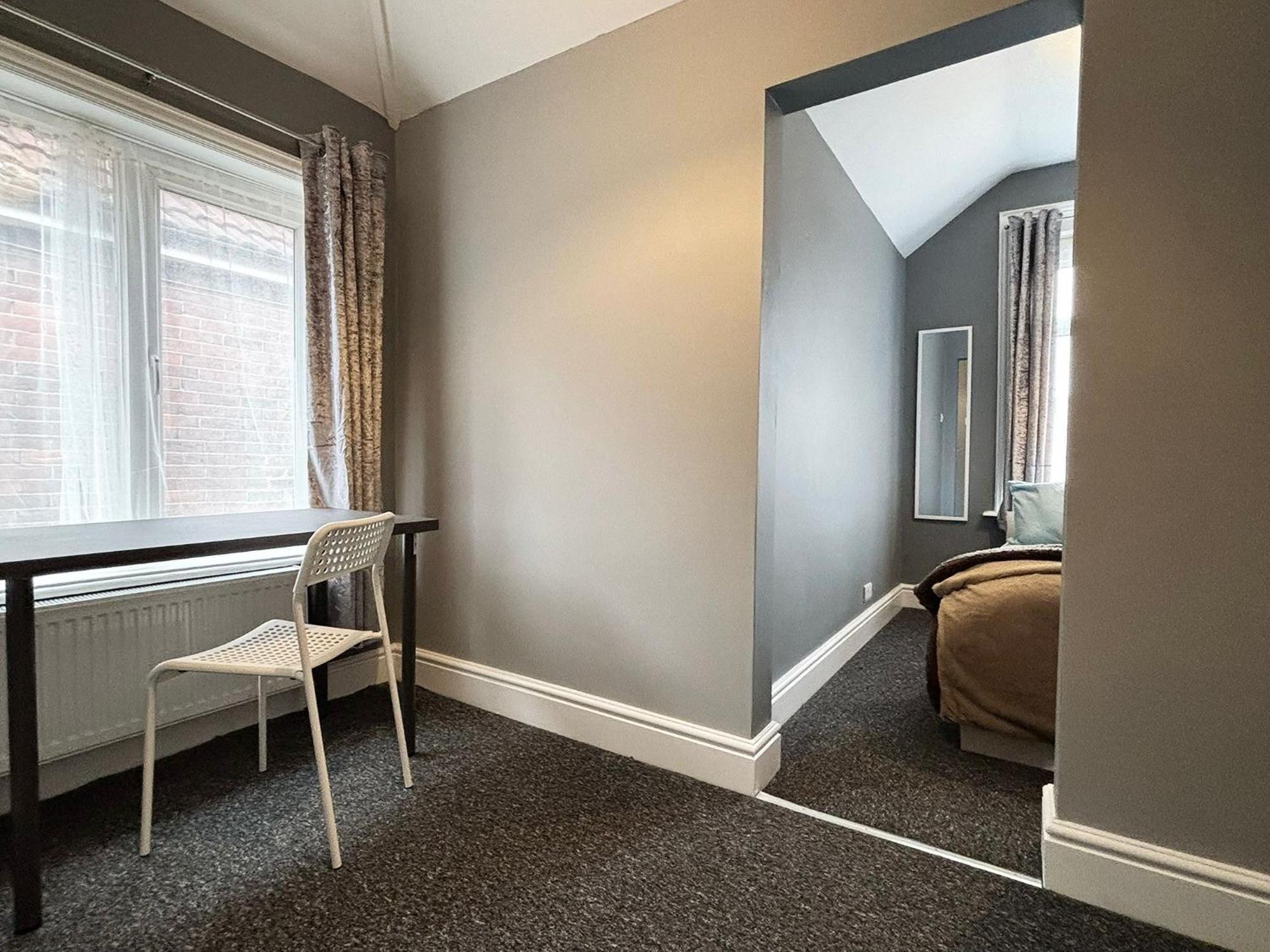Shirley House 6, Guest House, Self Catering, Self Check In With Smart Locks, Use Of Fully Equipped Kitchen, Close To City Centre, Ideal For Longer Stays, Excellent Transport Links Southampton Exterior foto
