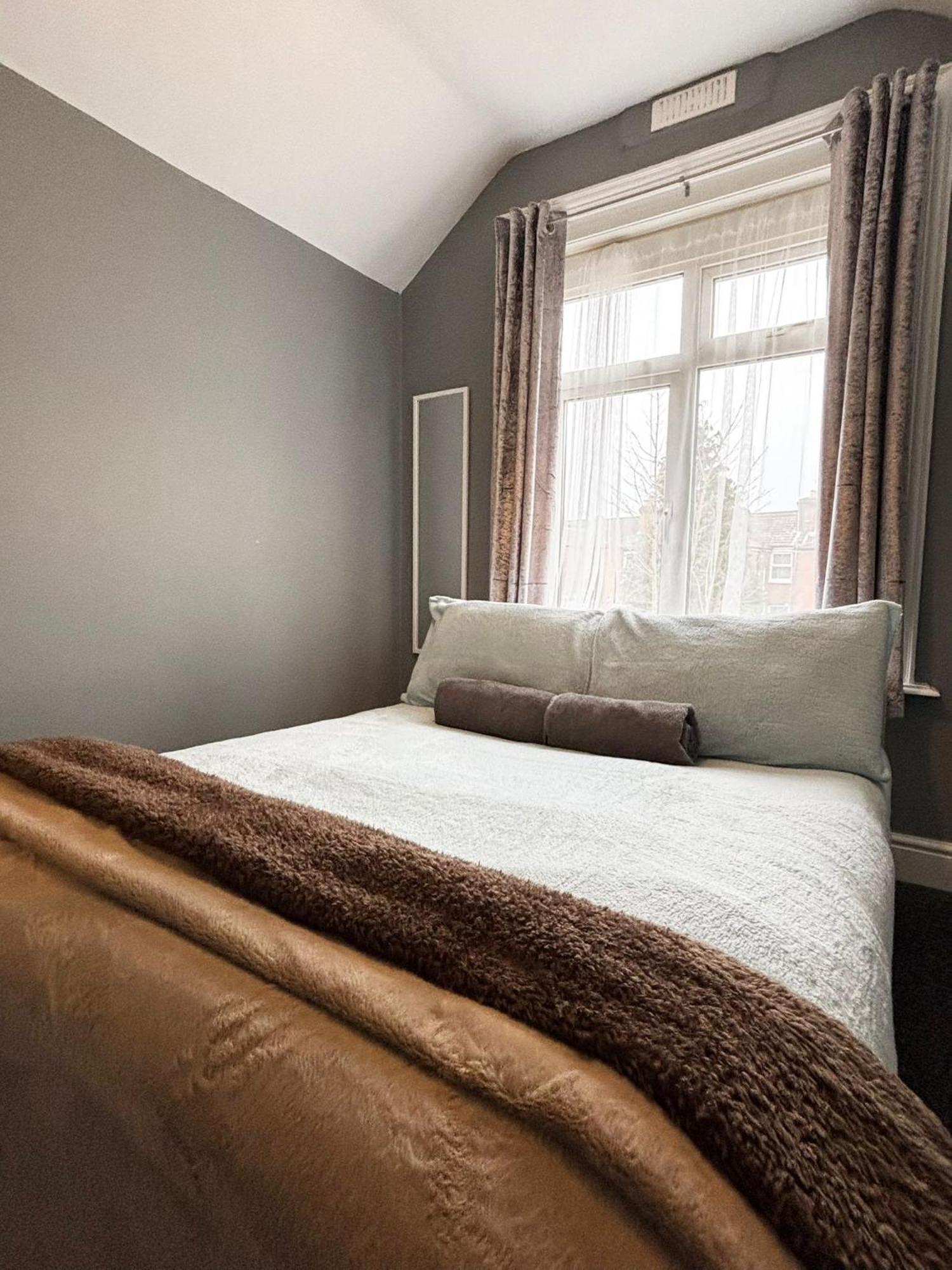 Shirley House 6, Guest House, Self Catering, Self Check In With Smart Locks, Use Of Fully Equipped Kitchen, Close To City Centre, Ideal For Longer Stays, Excellent Transport Links Southampton Exterior foto